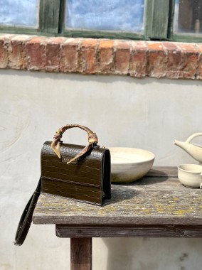 Kuferek Trunkette Olive Green